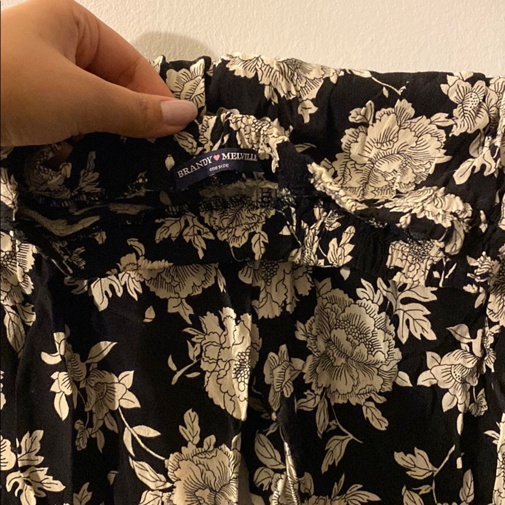 Flower Print Pants - Picture 3 of 3